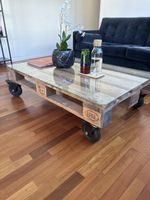 Lounge Tisch