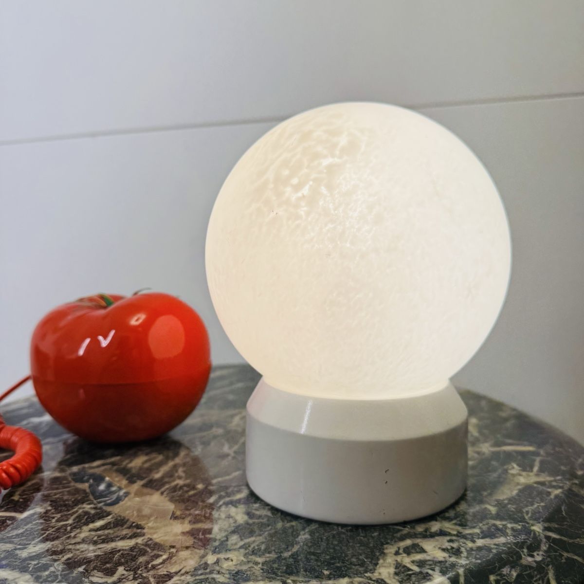 Lampen: Panton style vintage table lamp – Gebraucht aus Zuerich von EMANUELEFEDERICO 4