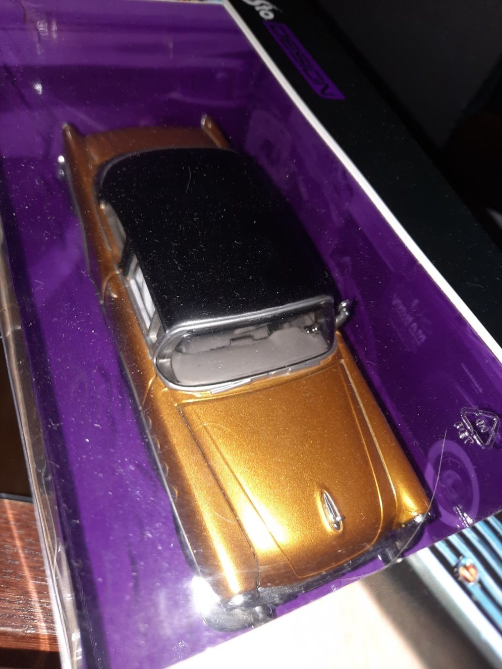 Maisto Modellini d'auto: BUICK CENTURY 1955 scala 1:26 – Nuovo e nell'imballaggio originale da Biasca venduto da Old_6blh 4