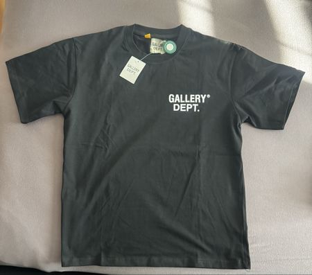 Gallery Dept. T- Shirt Neu !!! ( M)