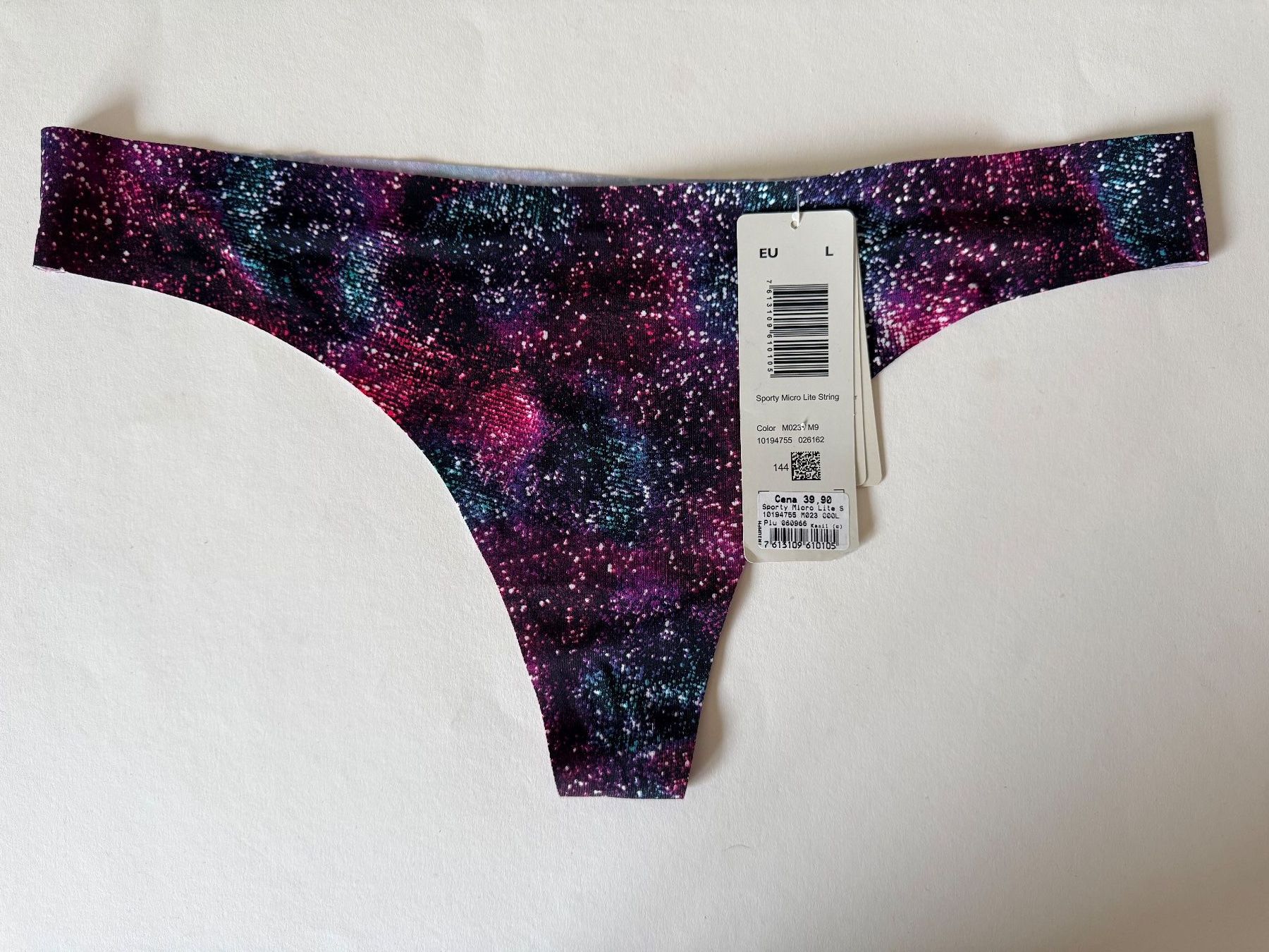 Triumph Sonstige Unterwäsche: TRIUMPH, Lite String SPORTY MICRO, Grösse L, Farbe Violett – Neu und originalverpackt aus Rudolfstetten von gst_g7xl