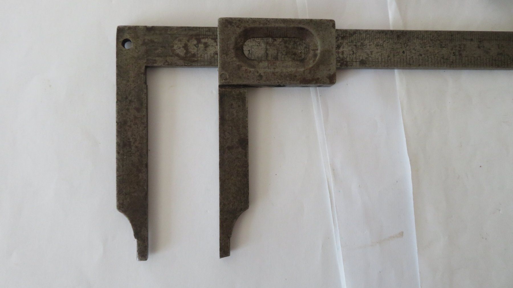 Misurare: Messschieber, Schiebelehre antik bis 28 cm – Usato da Wetzikon ZH venduto da morda1954 1