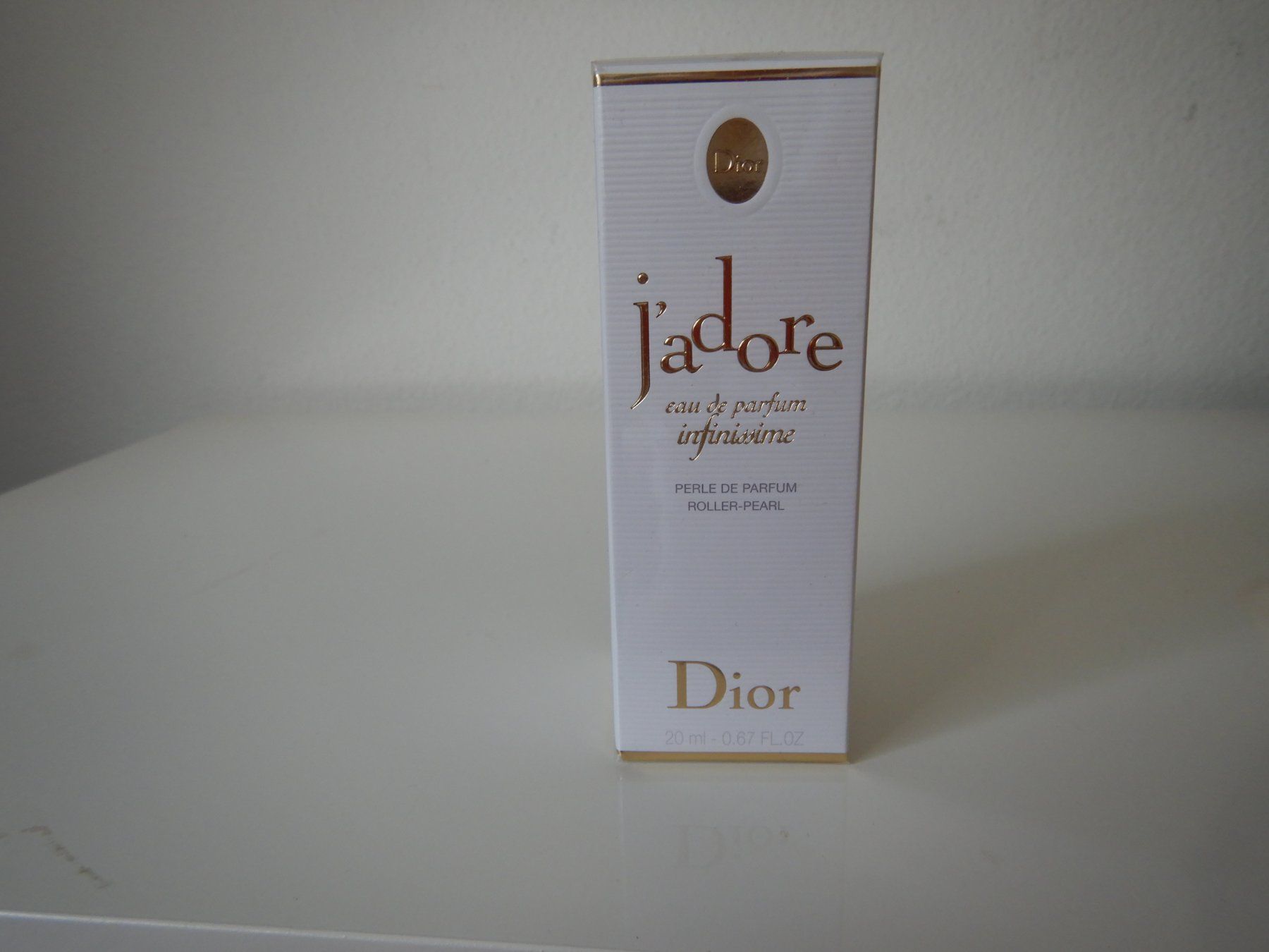 Dior Profumi & Eau de Toilette: Dior Jadore Roller-Pearl 20ml - Neu & Originalverpackt! – Nuovo e nell'imballaggio originale da Zürich venduto da Bm810