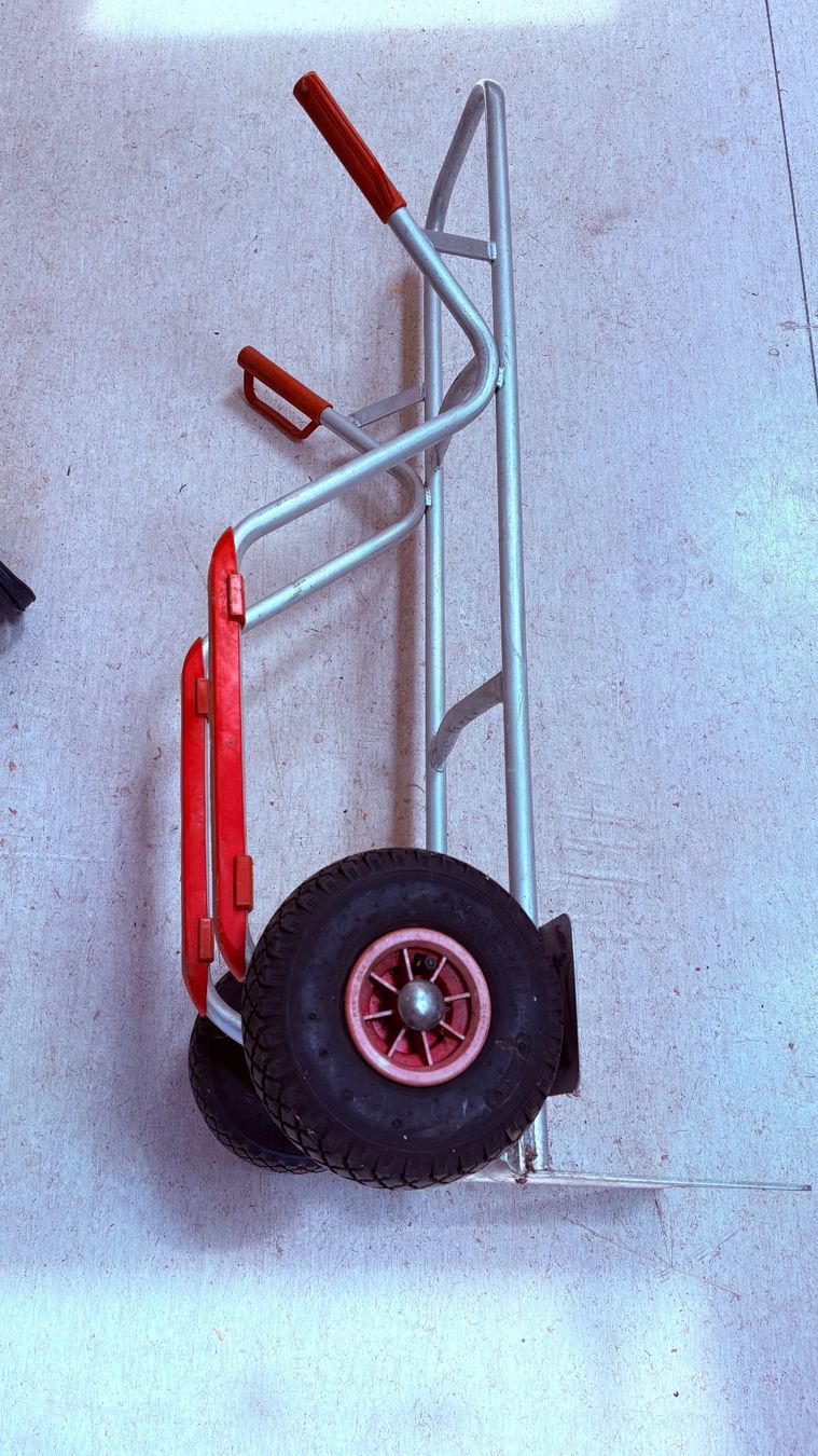 Koffer & Taschen: Transportkarre Sackkarre Trolley – Gebraucht aus Altdorf UR von zar_fcd6 3