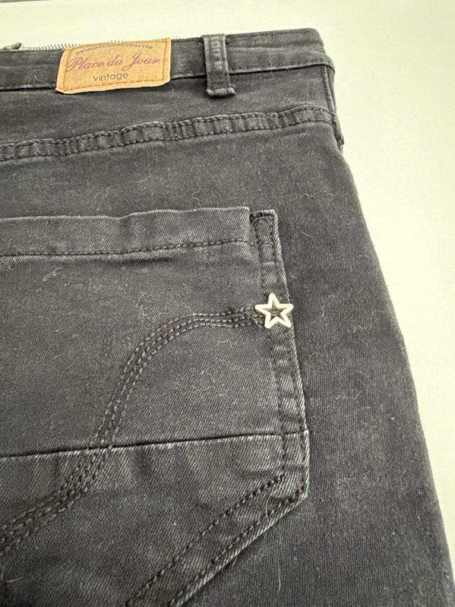 Jeans: Pantacourt denim 38 noir – Gebraucht aus Uetliberg von adrenalhyn 2