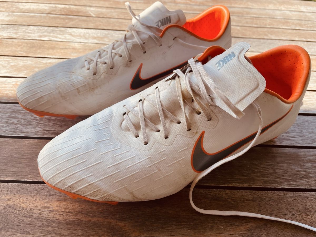 Nike Chaussures hommes: Noppenschuhe Nike Grösse 45 – D'occasion à Mühleberg par greda73