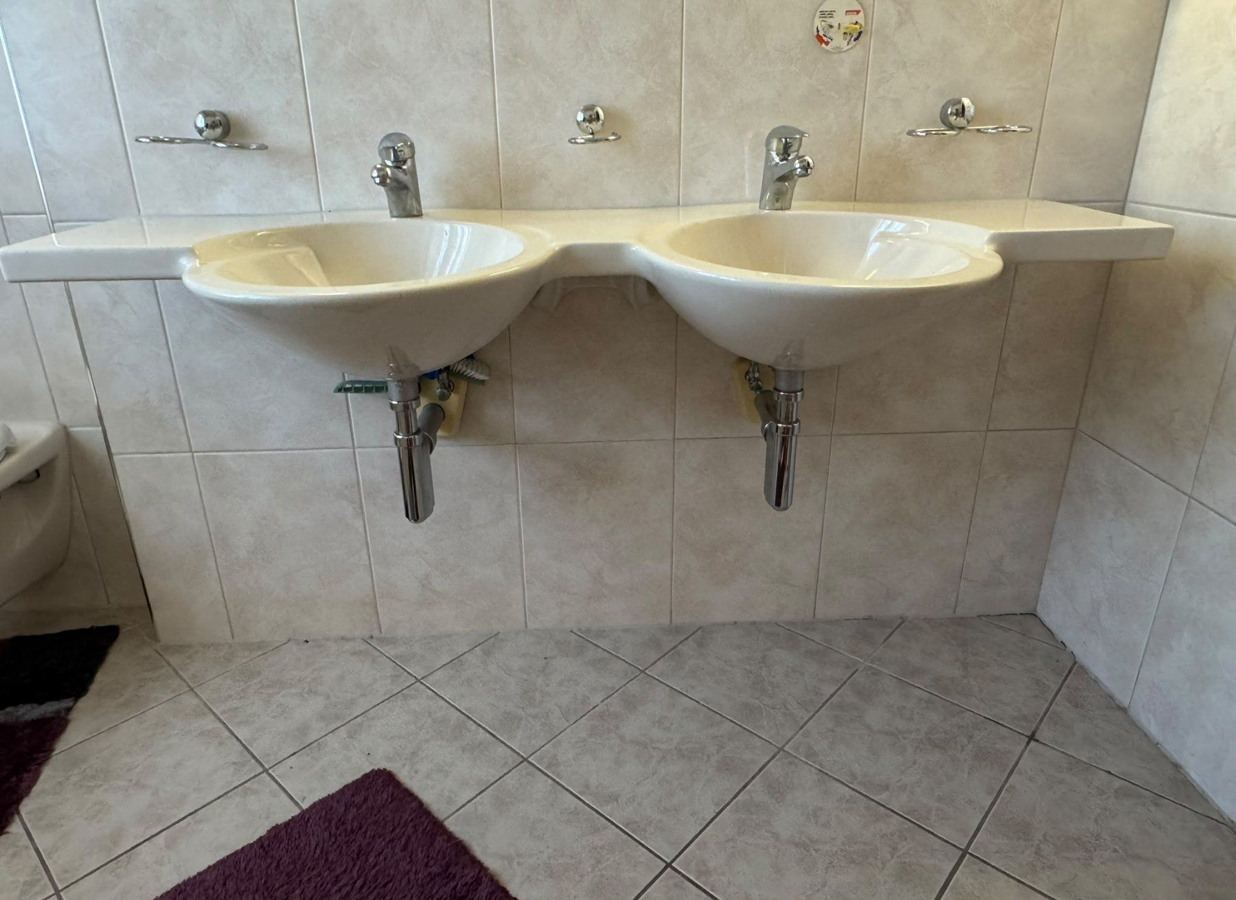 Villeroy & Boch Lavabi & lavandini: Doppellavabo / Lavabo – Usato da Wetzikon ZH venduto da dgv_7x2x 1