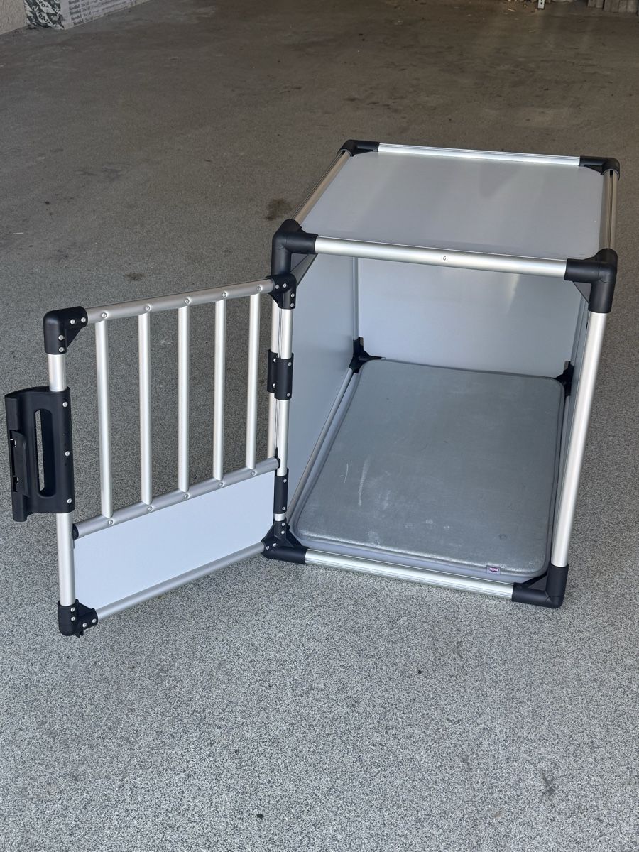 Trixie Gabbie, trasporto & Sicurezza: Hundebox ungebraucht/ neu  – Nuovo (secondo la descrizione) da Hausen am Albis venduto da Tuchen83 2