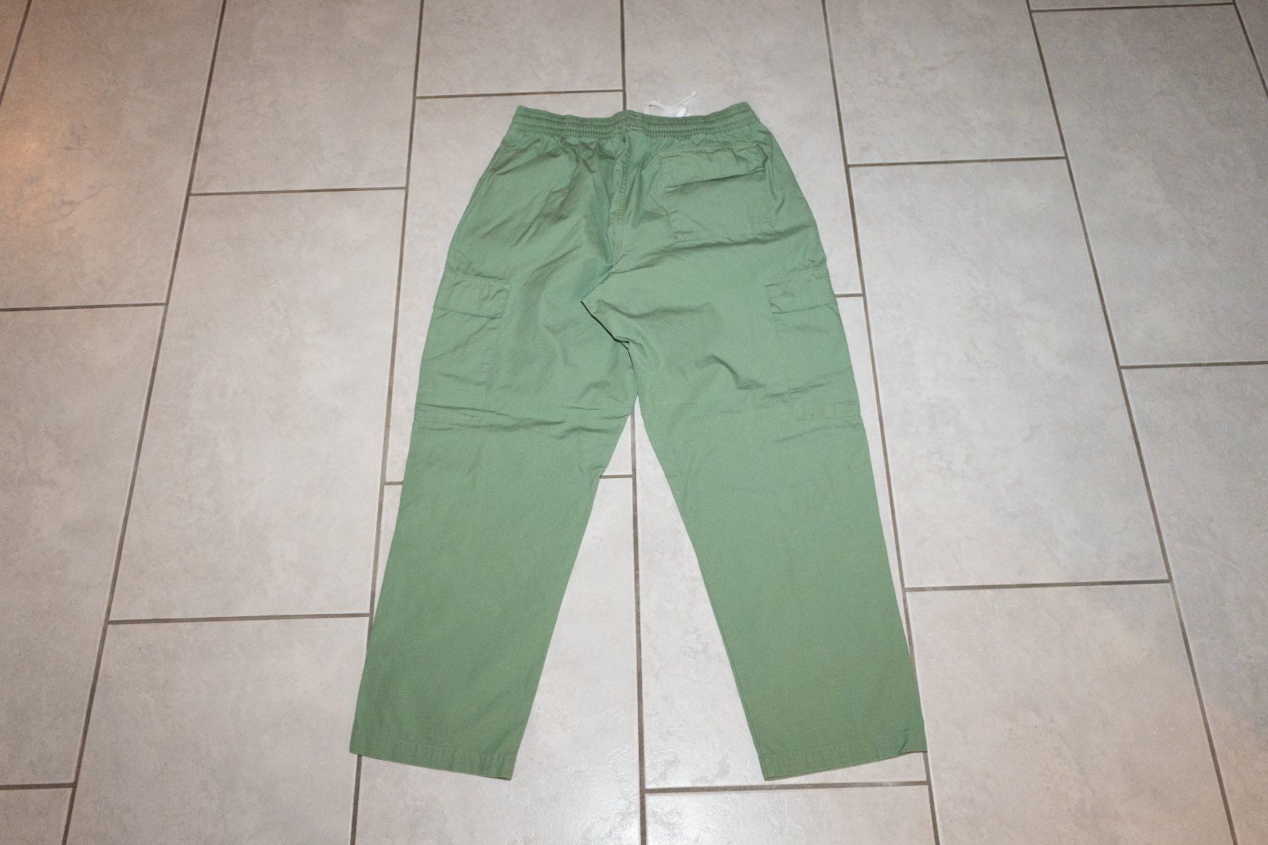 Pantaloni: Nike Stoffhosen – Usato da Arni AG venduto da yannick_207 4