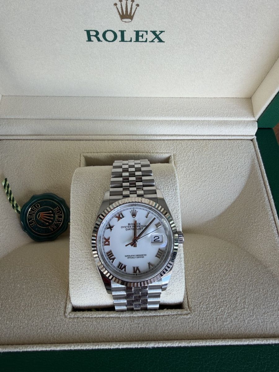 Rolex Uhren: Rolex Datejust 36 mm – Gebraucht aus Horgen von Larine