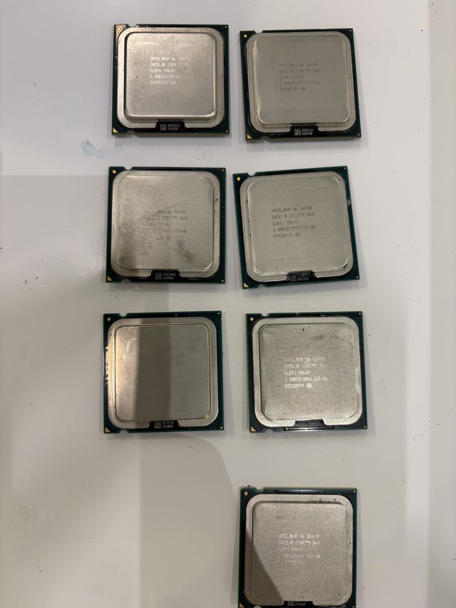 Intel Schede madri: Lot de Processeurs Intel core / Malay duo / costarica/ – Usato da Vevey venduto da Eiden77 1