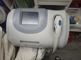 Professionelles Beauty-/IPL-Gerät der Marke GSD Advanced.