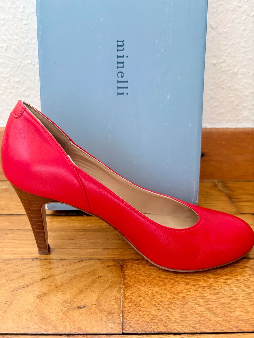 Scarpe da donna: Escarpins rouge Minelli T38 – Usato da St-Ursanne venduto da milezarde 1