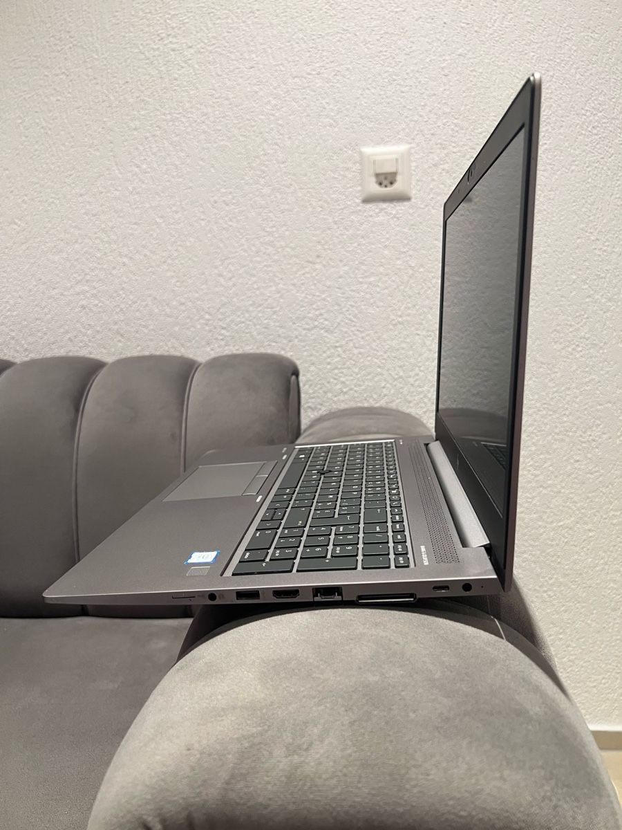 Hewlett Packard Notebook: HP Zbook 15u G5 – Nuovo (secondo la descrizione) da Reinach AG venduto da Noar.K 4
