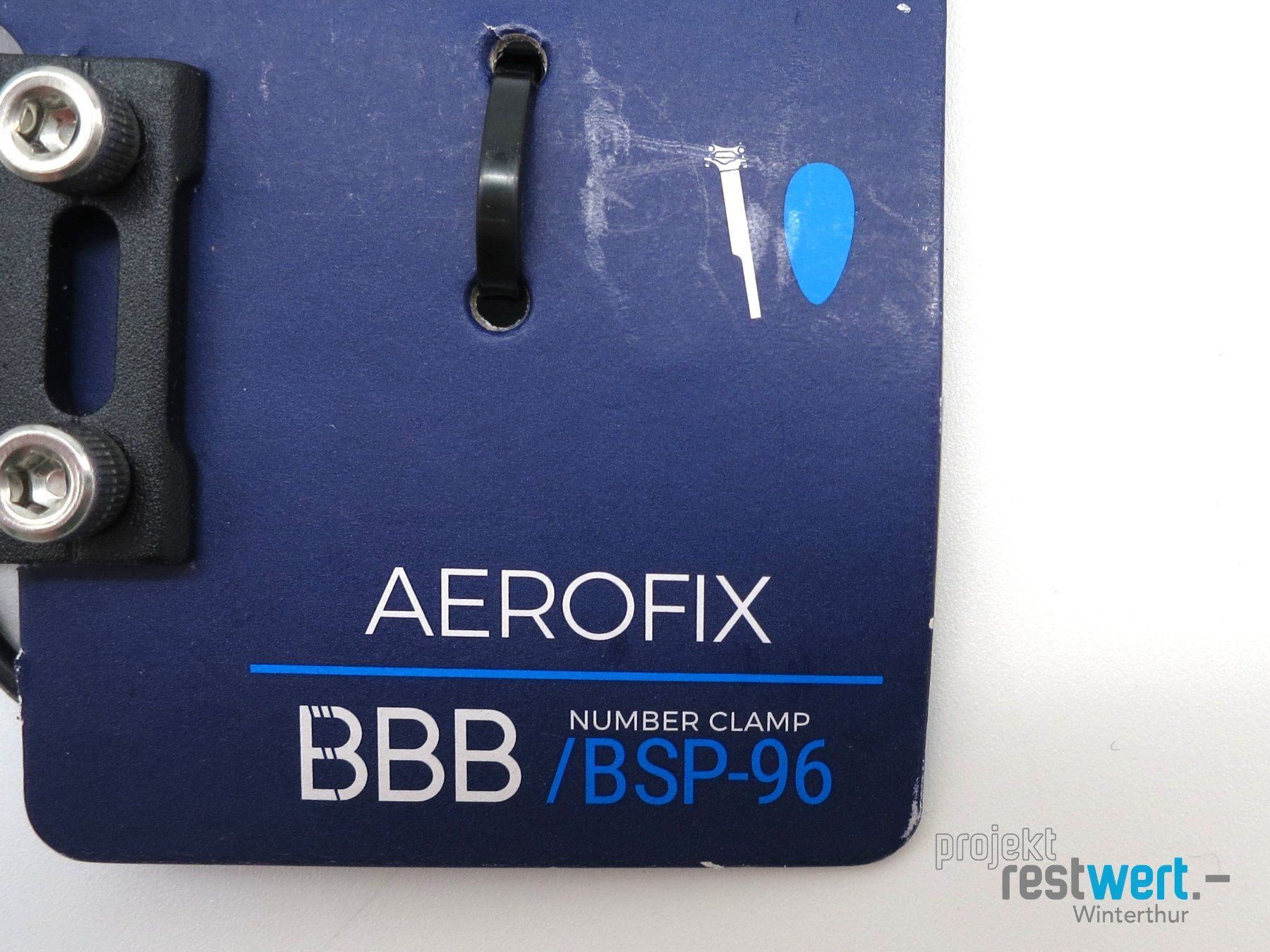 Supporti per biciclette: AEROFIX Startnummernhalterung – Nuovo e nell'imballaggio originale da Winterthur venduto da Restwert_Winterthur 2