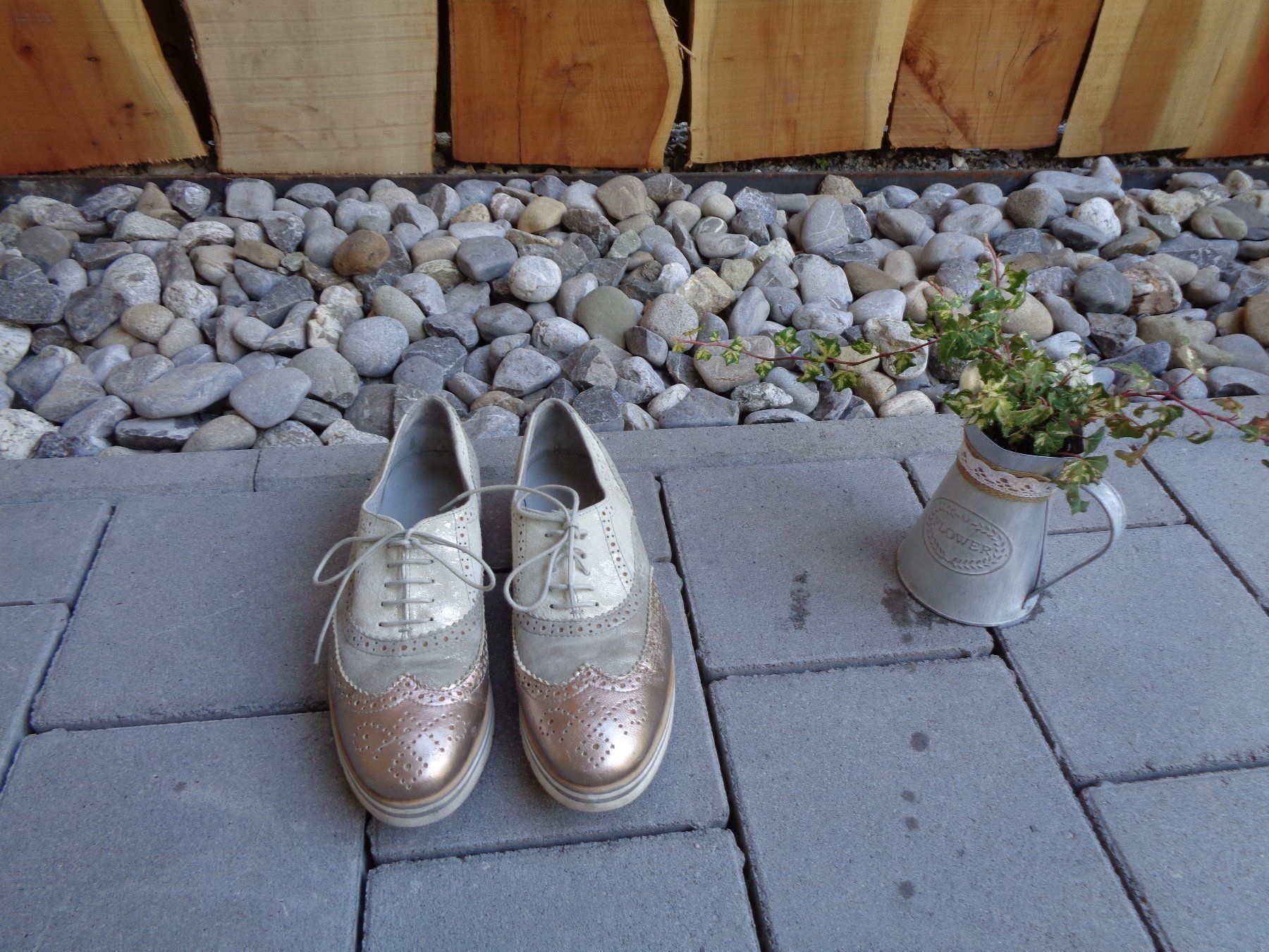 Scarpe da donna: Edle Maripé echt Leder Sneaker Gr. 40 - 400245 – Usato da Küssnacht am Rigi venduto da Schuhe-Secondhand 2