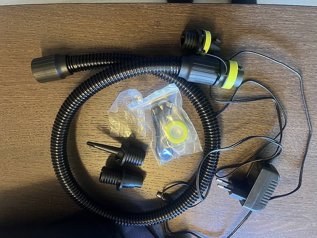 Pumpen & Teile: Elektrische Pumpe  – Gebraucht aus Heerbrugg von Manuelj02 1