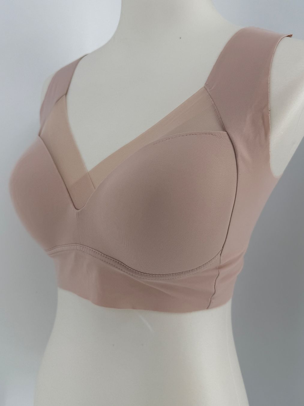 Altra biancheria intima: BH/ Top Gr. L – Nuovo (secondo la descrizione) da Auenstein venduto da moin. 2