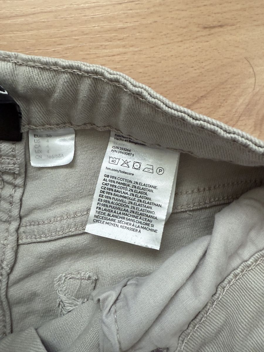 H&M Jeans: H&M Jeans hellgrau Gr. 36 – Nuovo (secondo la descrizione) da Rotkreuz venduto da tha_lb6g 2