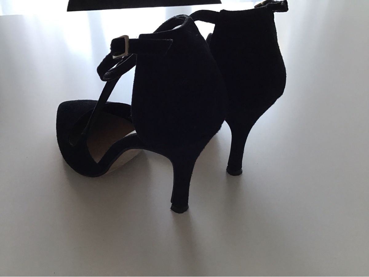 Tamaris Damenschuhe: Tamaris Schuhe 35  – Gebraucht aus Dietikon von brombolom 1