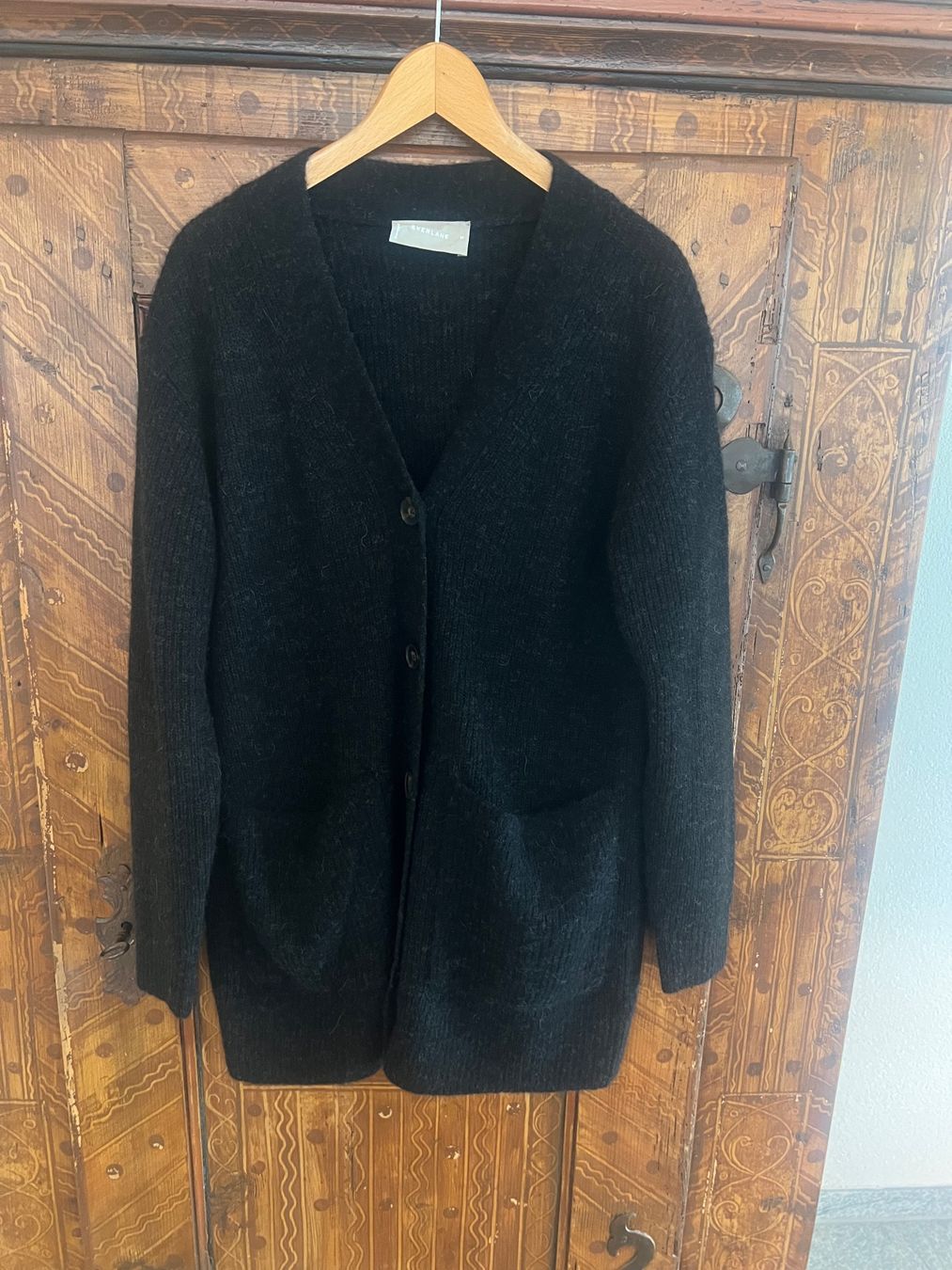 Everlane Giacche: Everlane Cardigan dunkelgrau M – Usato da Siebnen venduto da Tiguli