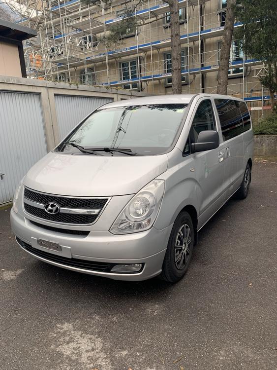 Hyundai H1 People Travel