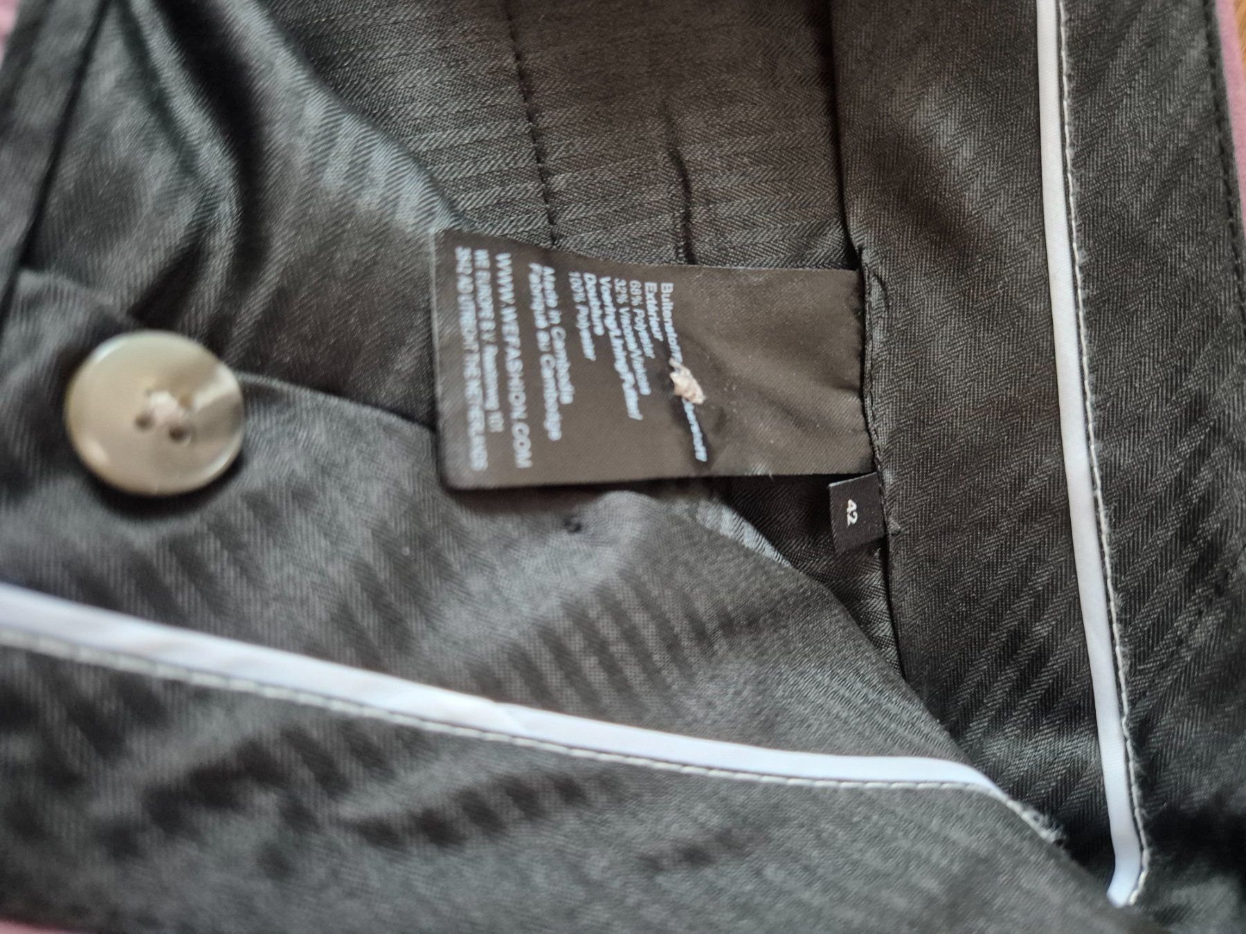 We Completi: Hochzeit oder Firmung, Anzug Slim Fit Gr S – Usato da Sarmenstorf venduto da Vitruvian1516 4