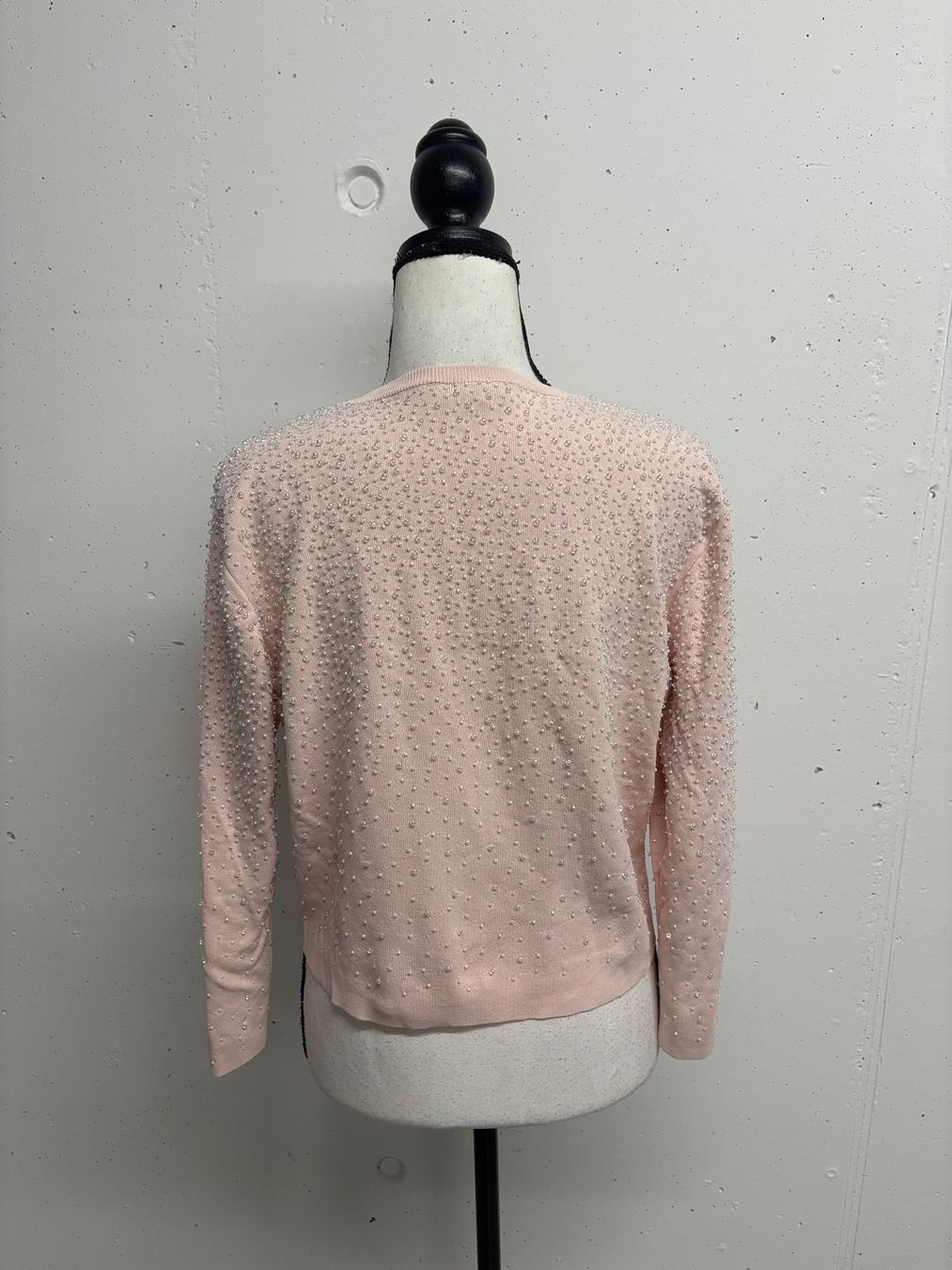 Zara Maglioni & Felpe: Zara Rosa Pullover mit Perlen Grösse M – Nuovo (secondo la descrizione) da Regensdorf venduto da secondchancefashion 3