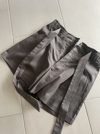kurze Hose