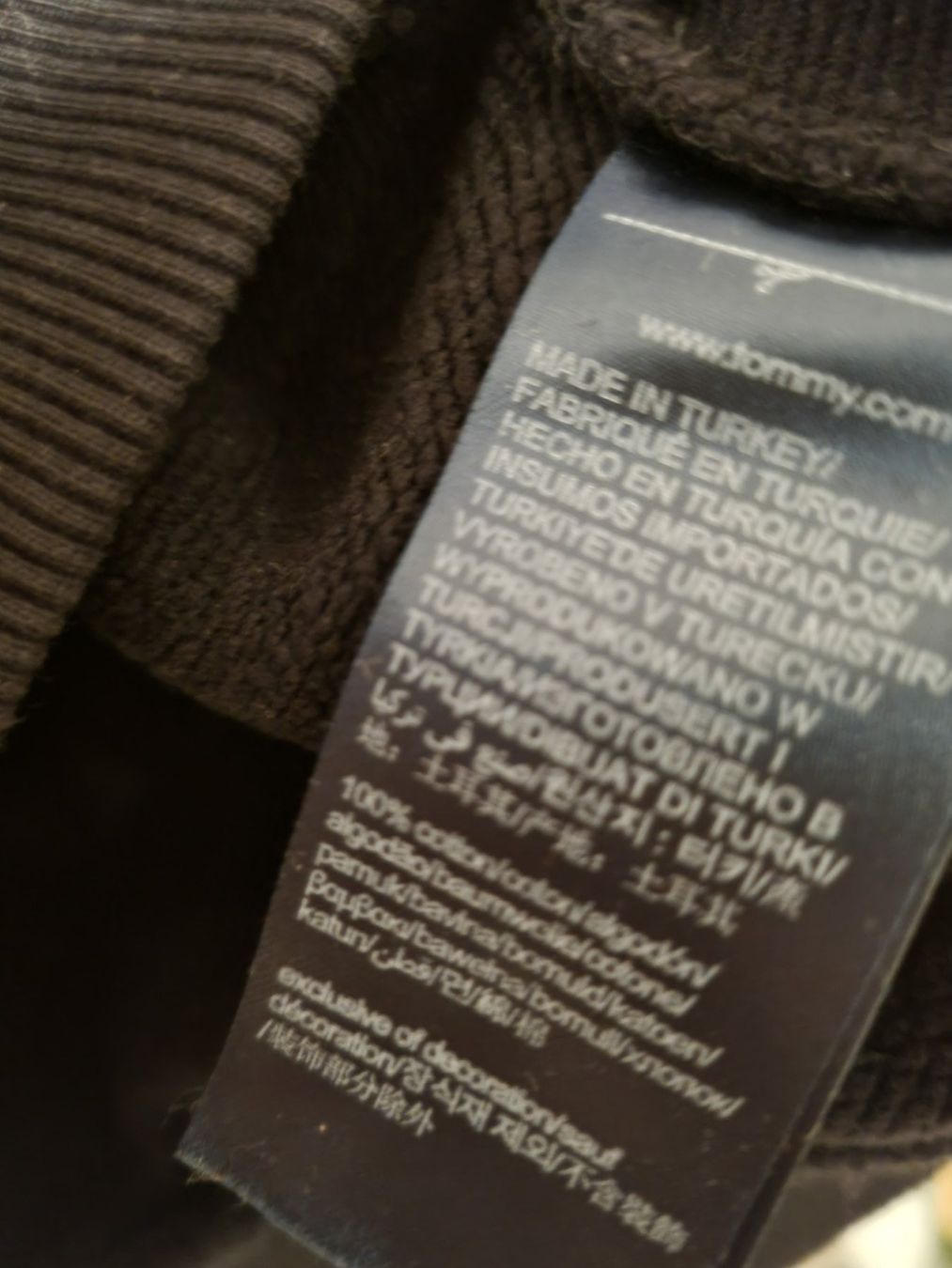 Tommy Hilfiger Maglioni & Felpe: Tommy Hilfiger Kaputzenpullover Gr. 48 – Nuovo (secondo la descrizione) da Thalwil venduto da Coco2025 2