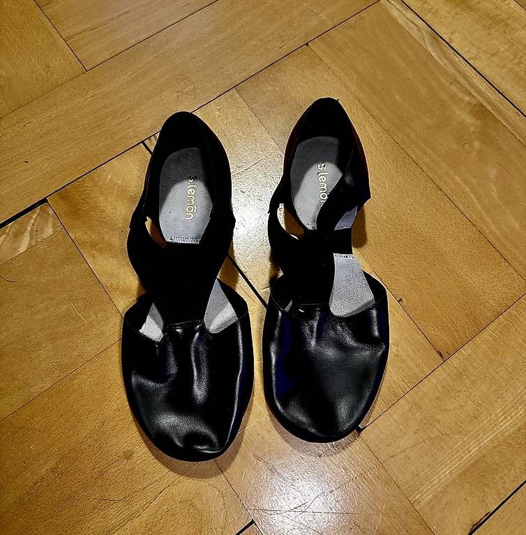 Scarpe da donna: Tanzschuhe Leder Grösse 40 schwarz – Nuovo (secondo la descrizione) da Zollikon venduto da max_rg2l 3