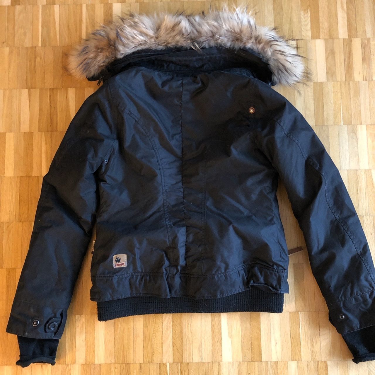 Khujo Jacken: Khujo Winter Jacke mit Fell – Gebraucht aus Adliswil von aliciala 2