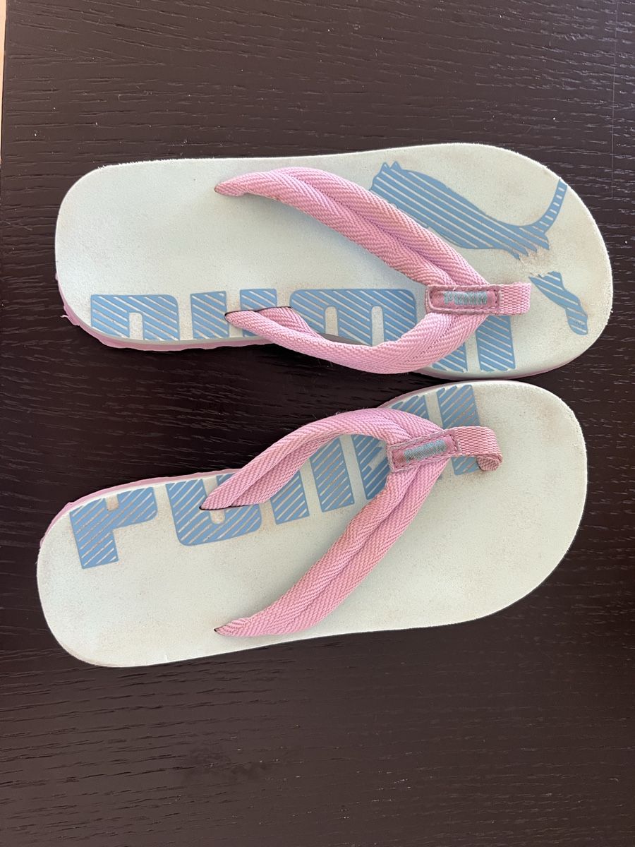 Puma Scarpe per ragazze: Nus pieds taille 30-31 – Usato da Sion venduto da jerermy1911