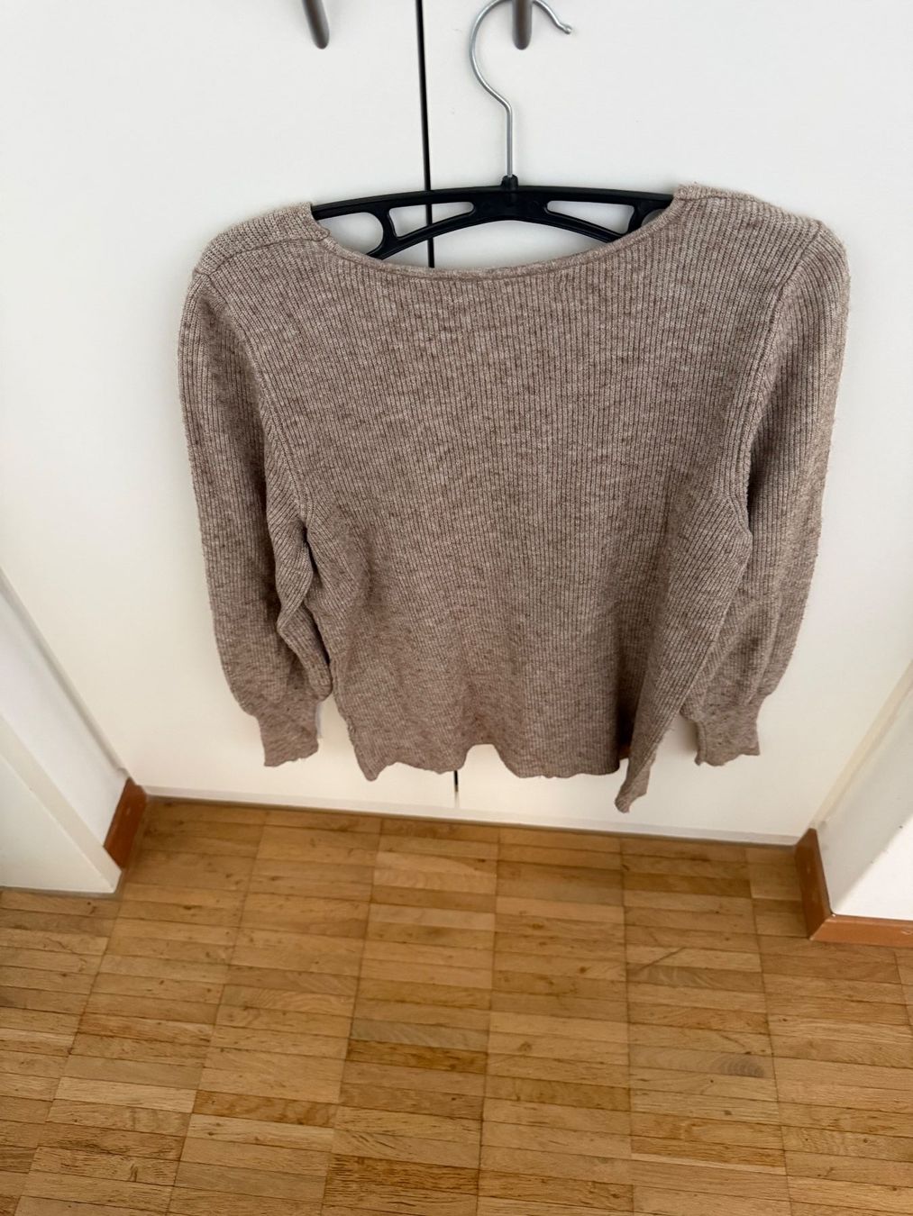 Only Maglioni & Felpe: Pullover Feinstrick mit V Auschnitt von Only Gr. M – Usato da Dällikon venduto da dahi1 3