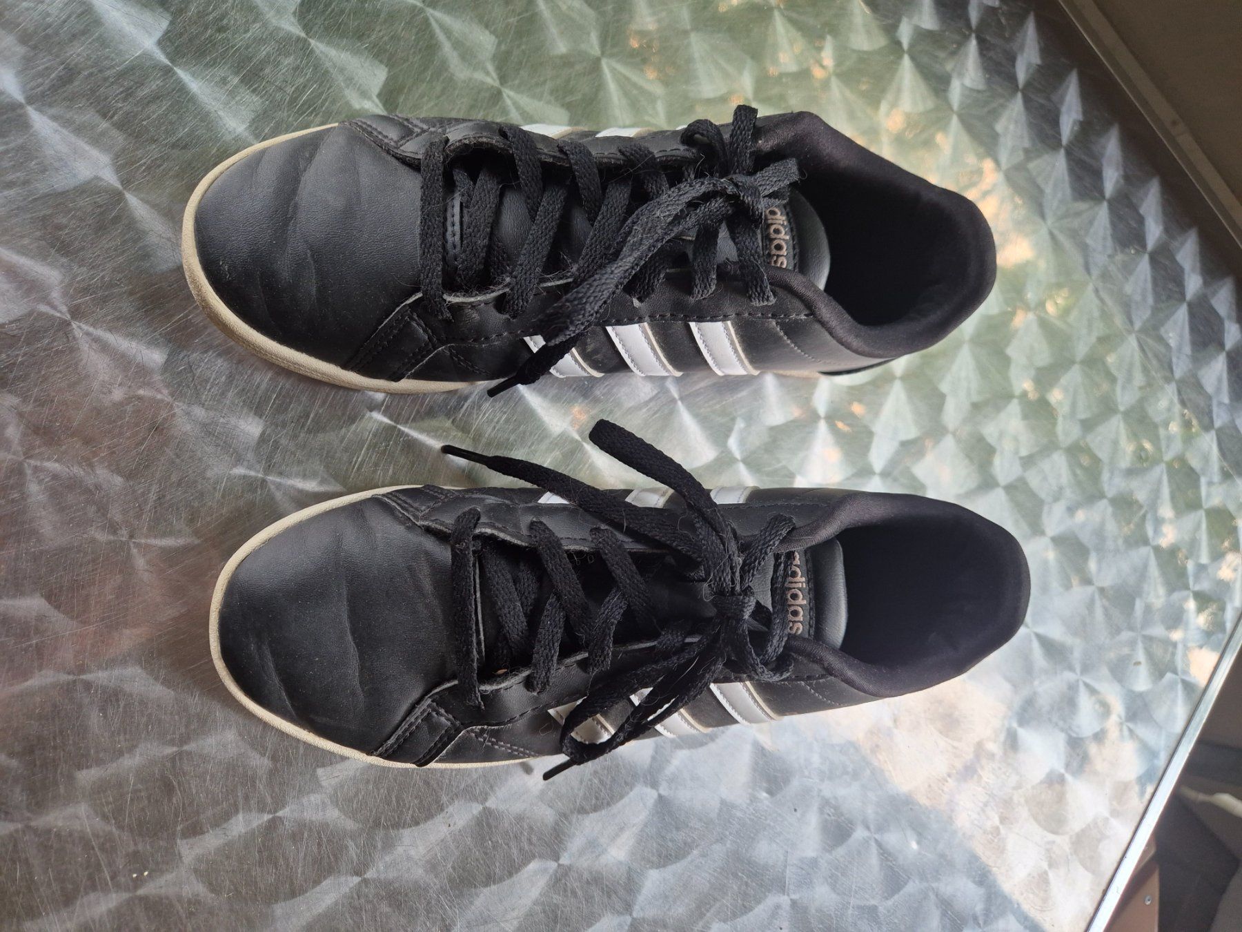 Adidas Scarpe da donna: Turnschuhe Adidas Grösse 37 – Usato da Uttigen venduto da Fendt01 4