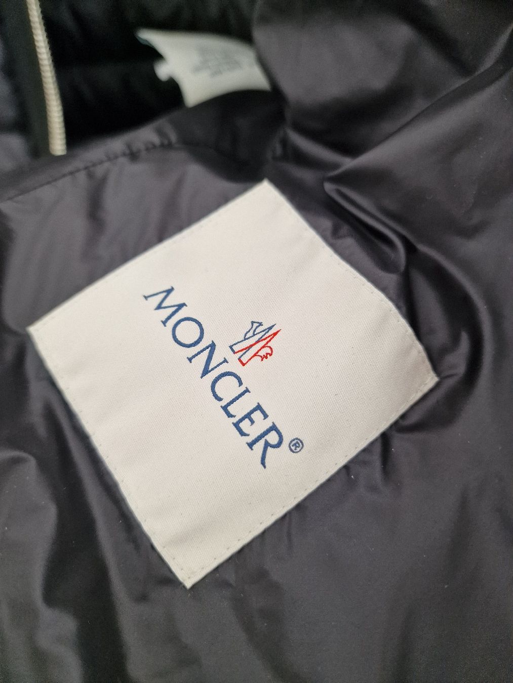 Moncler Giacche: Moncler doudoune longue mi-saison – Usato da Yverdon-les-Bains venduto da Ed9lude 5