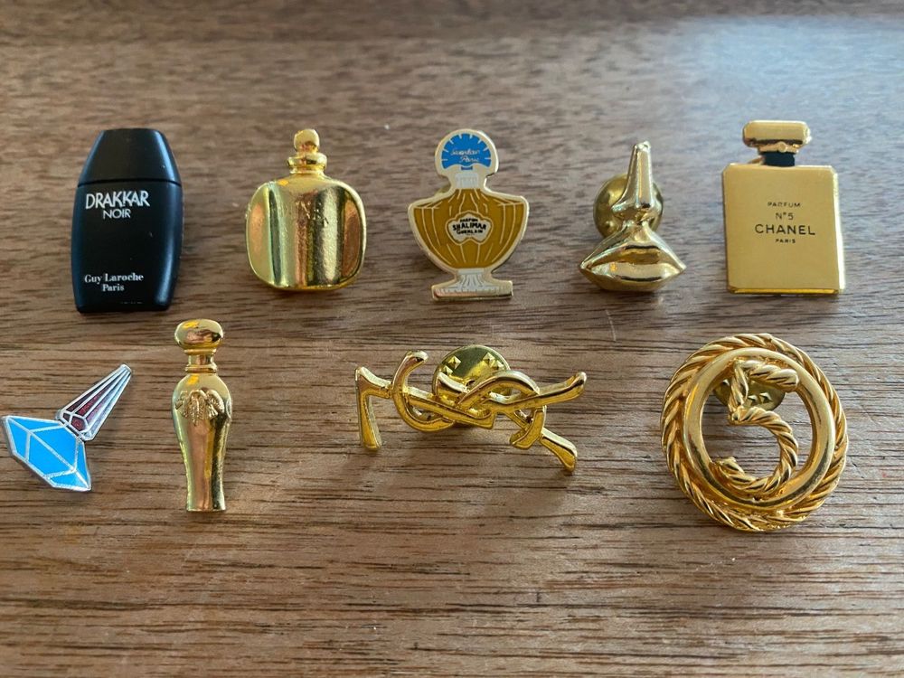 9 Stk. Parfüm-Pins (Gebraucht) in Malters für CHF 14 – mit Lieferung ...
