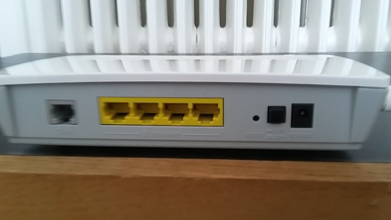Zyxel Modem & Router: ZyXEL Modem/Router – Usato da Zollikerberg venduto da Dogon 5