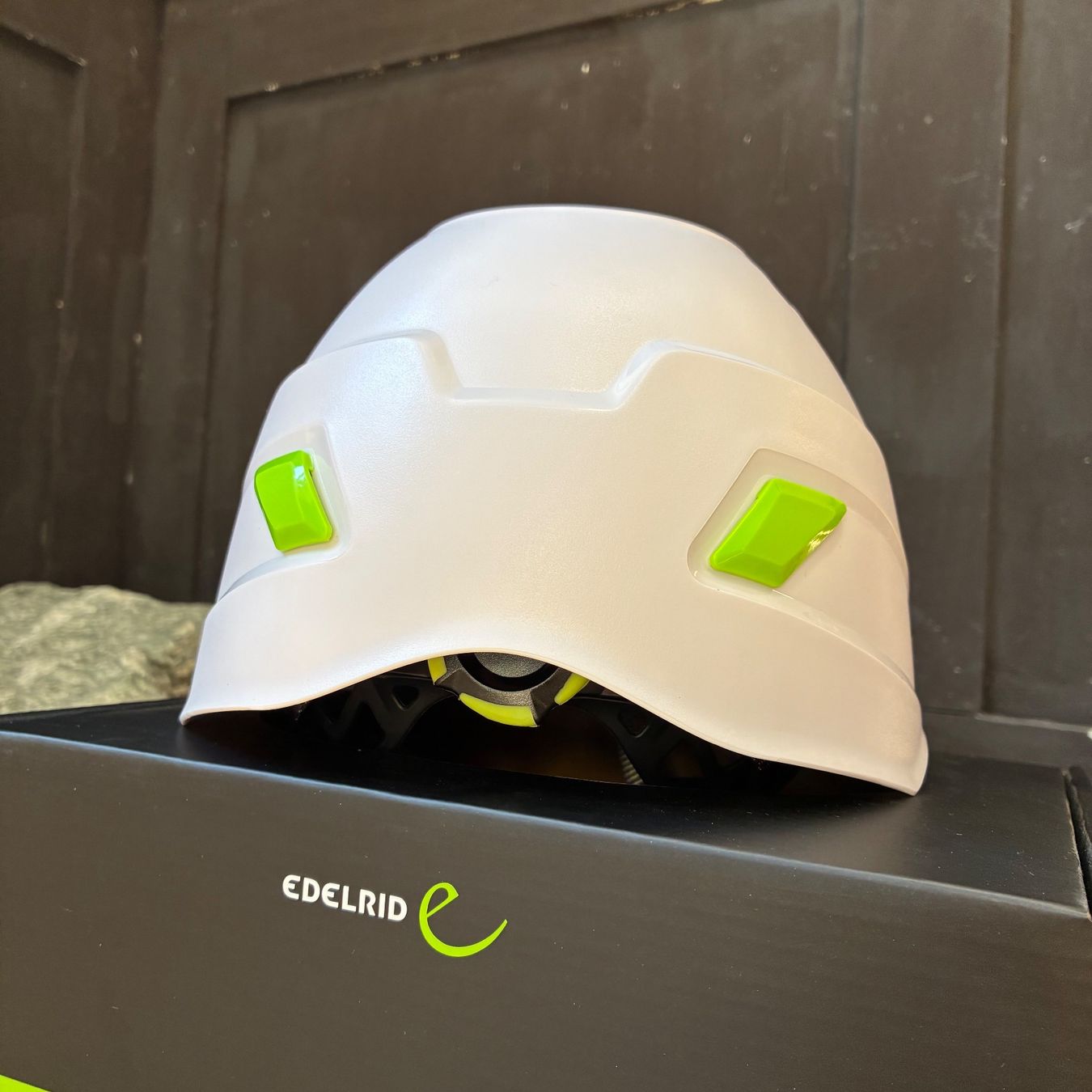 Edelrid Caschi: Edelrid Kletterhelm weiss – Nuovo (secondo la descrizione) da Küttigen venduto da thoren77 3