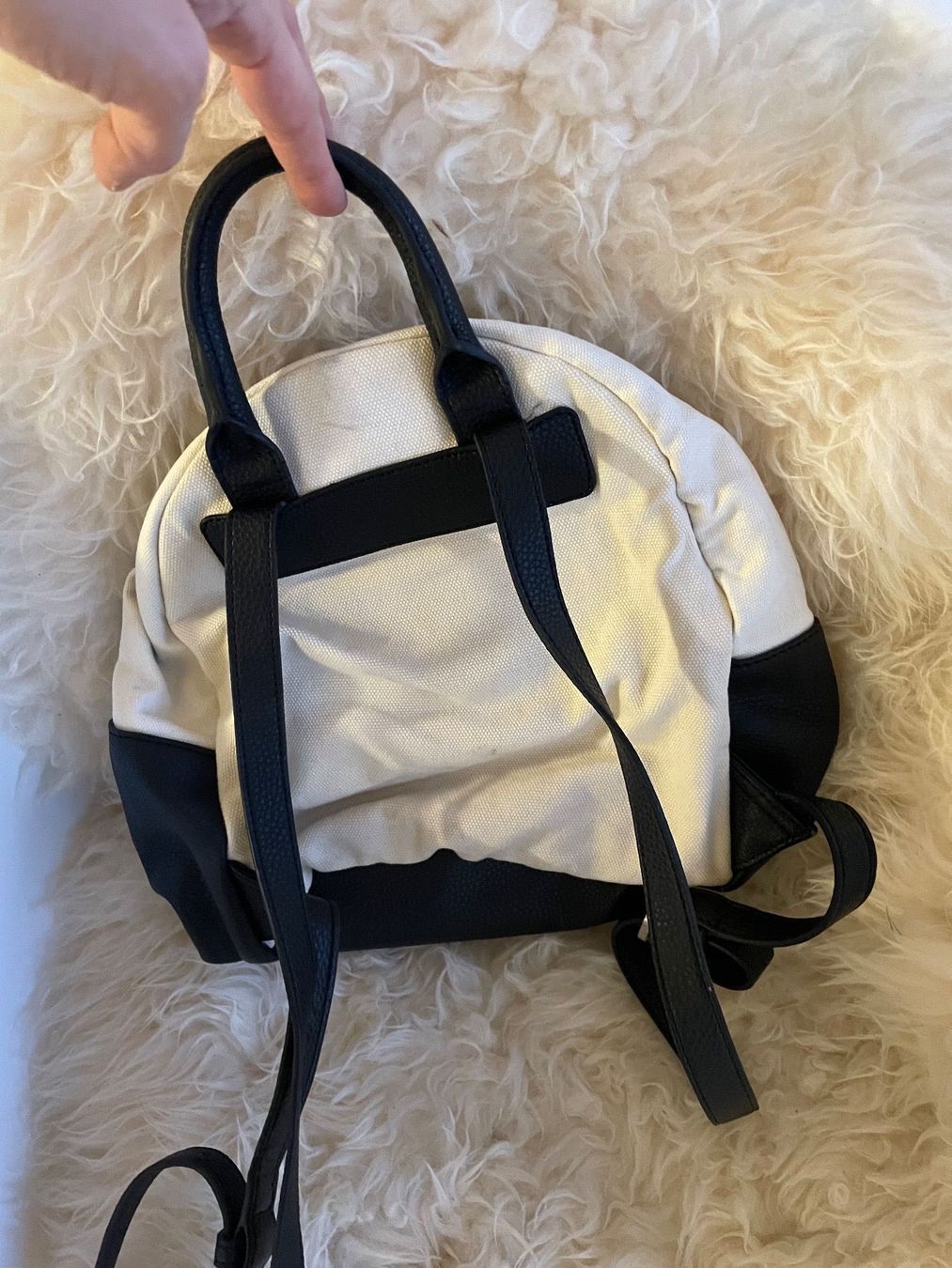 Moschino Zaini: Moschino love Rucksack – Usato da St. Gallen venduto da jojan 1