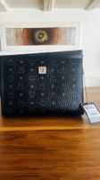Elegante MCM Clutch in Schwarz - Neuwertig