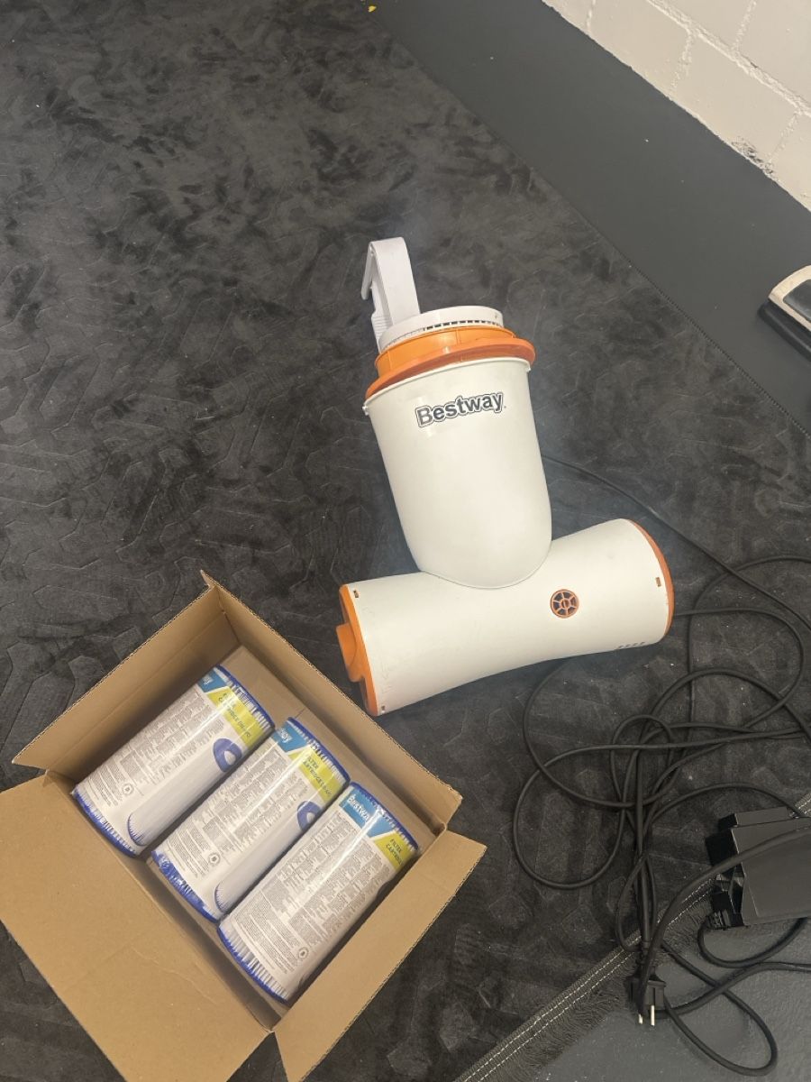 Bestway Accessori per Piscine: Bestway Filteranlage & 3Filter – Usato da Gümligen venduto da gerecht245 1