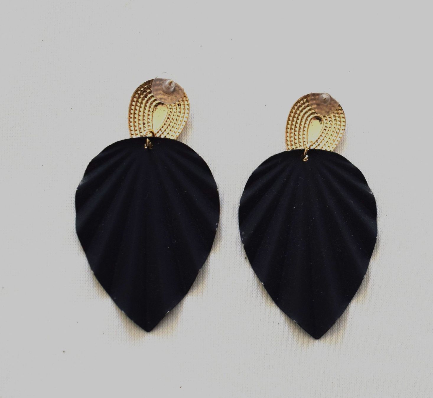 Ohrringe & -stecker: ***TOP*** Blatt-Ohrringe ***TOP*** – Gebraucht aus Zofingen von Felix459 1