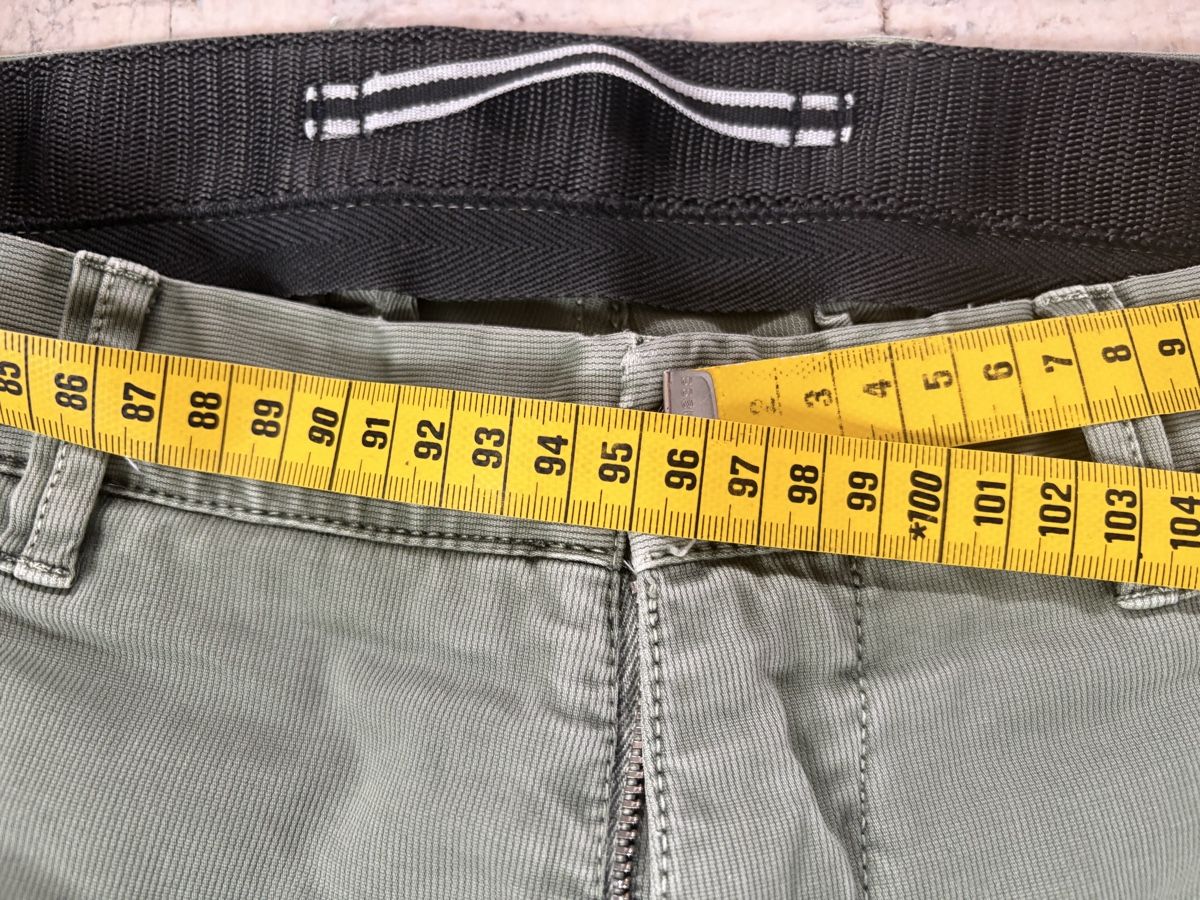 Pantaloni: Stone Island Hose Khaki Gr. 33/32 – Usato da Wattenwil venduto da effe1976 1