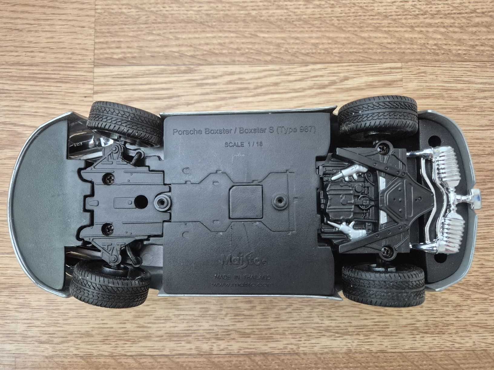 Maisto Jouets: Spielzeugauto silber gebraucht – D'occasion à Winterthur par steve27bru 3