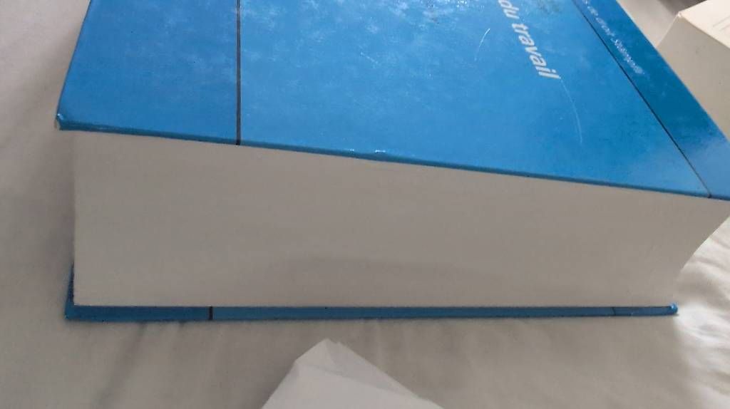 Libri: Droit du Travail - Stampfli Edition – Usato da Vernier venduto da Patrick877 1