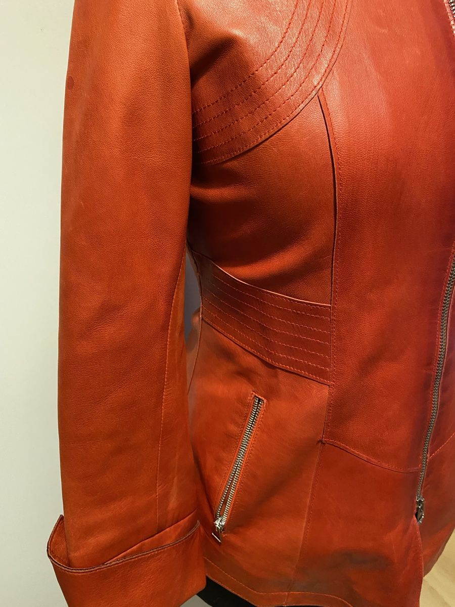 Giacche: Schöne rote Lederjacke – Usato da Binningen venduto da Dodo21 1