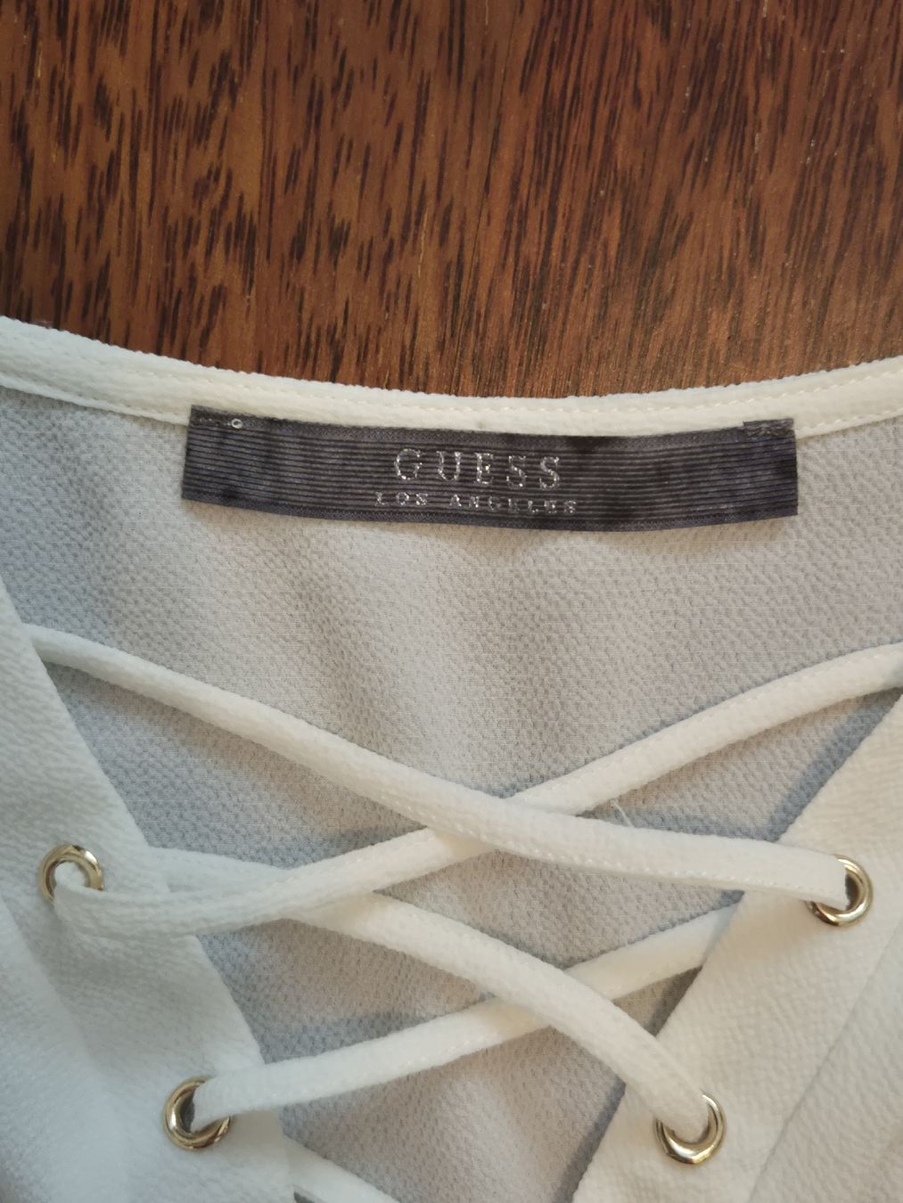 Guess Tops: Weisse Bluse von Guess – Neuf (Voir description) à Strengelbach par ich1.0 2