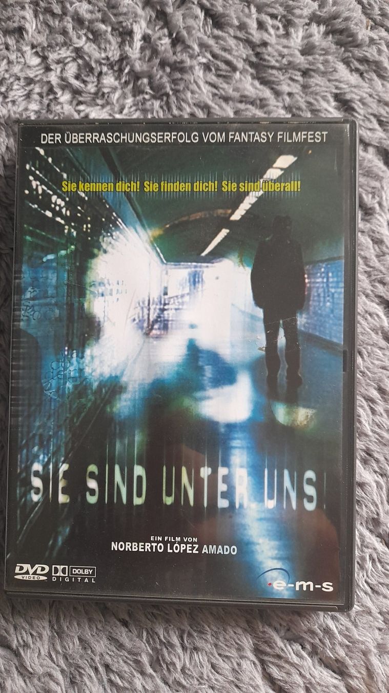 Tutti i DVDs: SIE SIND UNTER UNS    DVD – Usato da Wetzikon ZH venduto da Ramones01