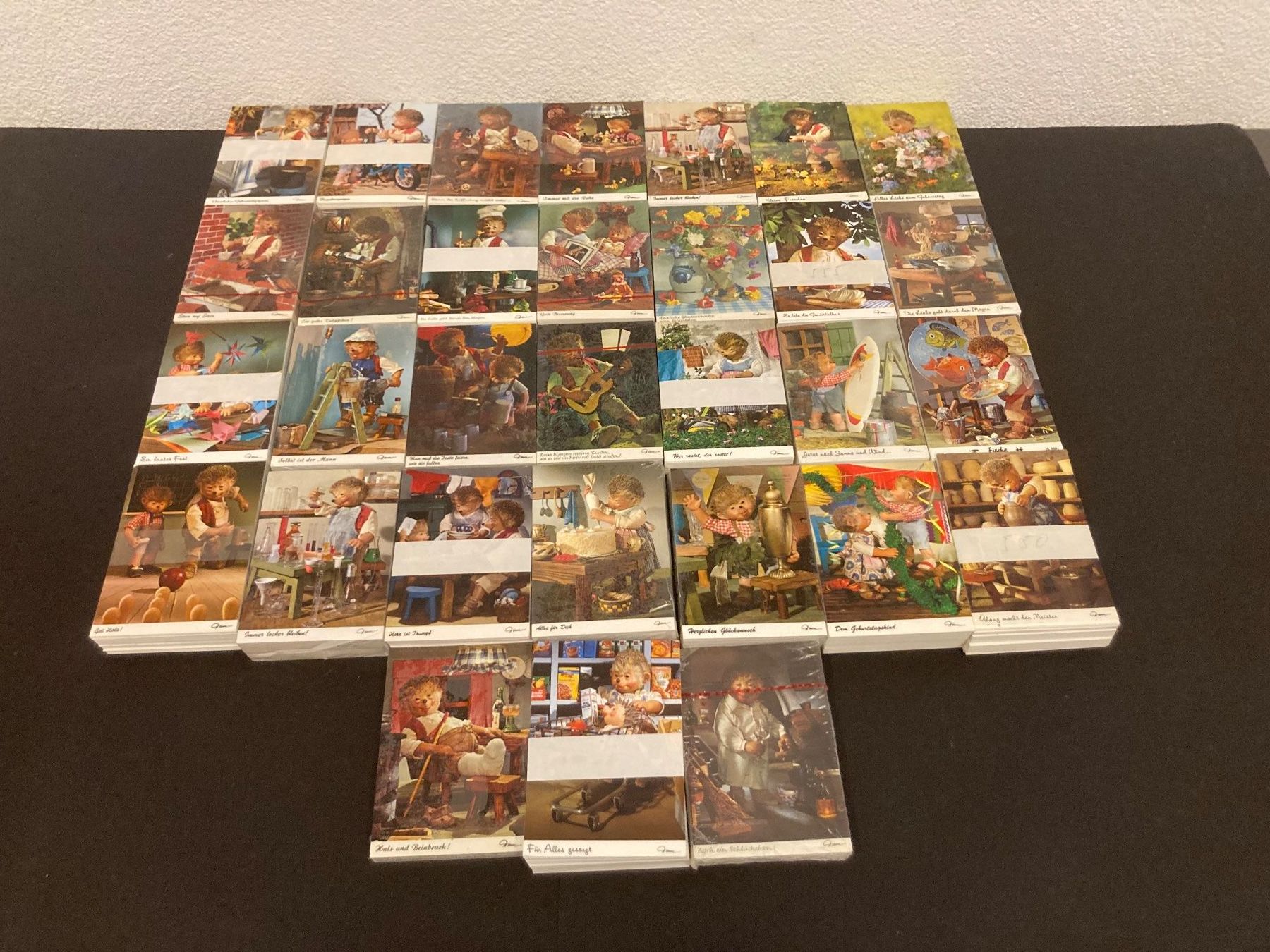 Cartoline postali: Restposten Mecki Ansichtskarten, ca. 3000 Stück – Nuovo (secondo la descrizione) da Neuenhof venduto da jorogo